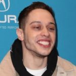 Ο Πιτ Ντέιβιντσον θα υποδυθεί τον θρύλο της πανκ ροκ, Τζόι Ραμόν, στο «I Slept With Joey Ramone»