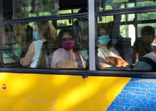 Κορωνοϊός: 1.957 νέα κρούσματα, 43 θάνατοι και 661 διασωληνωμένοι