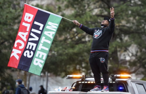 ΗΠΑ: Ένοχος κρίθηκε ο Ντέρεκ Σόβιν για τη δολοφονία του Τζορτζ Φλόιντ