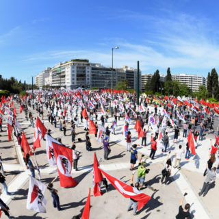 Υπουργείο Εργασίας: Mετατίθεται η αργία της Πρωτομαγιάς