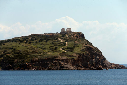 Αύξηση που προσεγγίζει και το 100% παρουσιάζουν οι κρατήσεις σε βίλες και μονοκατοικίες της Αττικής ενόψει Πάσχα