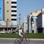 Και πάλι τα σιντριβάνια της Αθήνας πόλος έλξης και μικρές «οάσεις» δροσιάς