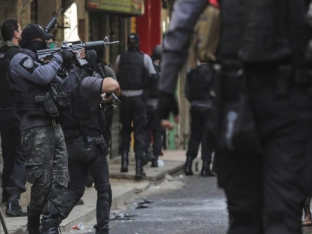 ΟΗΕ: Να γίνει έρευνα για την αιματηρή επιχείρηση της αστυνομίας σε φαβέλα που άφησε πίσω 25 νεκρούς