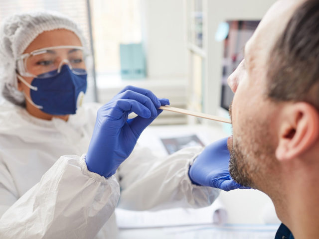 Οι ασθενείς Covid-19 με νευρολογικά συμπτώματα έχουν εξαπλάσια πιθανότητα να πεθάνουν