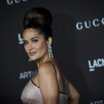 Η Σάλμα Χάγιεκ κάνει το χορευτικό της Μπρίτνεϊ Σπίαρς και ξεσηκώνει το ίντερνετ [ΒΙΝΤΕΟ]