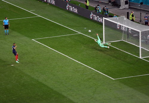 Euro 2020: Η Ελβετία απέκλεισε 5-4 στα πέναλτι, την πρωταθλήτρια κόσμου Γαλλία