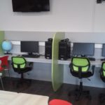 Μία υπέροχη μητέρα συμβάλλει στην αναβάθμιση σχολείων, στη μνήμη του γιου της