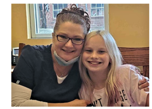 Τα τρανς κορίτσια αναγκάζονται να τρέξουν με την ομάδα των αγοριών