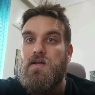 Ο Θωμάς Ζάμπρας δίνει τη δική του απάντηση στην Αφροδίτη Λατινοπούλου