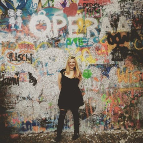 Χρύσα Κατσαρίνη: «Από το σήκωμα του χεριού μέχρι το φόνο, η απόσταση είναι μια κακιά στιγμή»