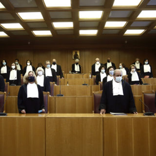 ΣτΕ: 15 λεπτά διάλειμμα στο Δημόσιο για κάθε δίωρο μπροστά από τον υπολογιστή