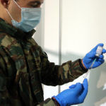 Πενθήμερη τιμητική άδεια για τους φαντάρους που θα κάνουν το εμβόλιο