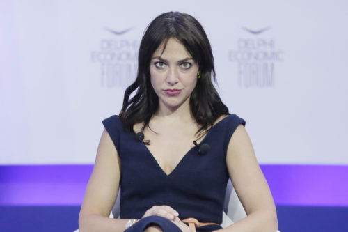 Δόμνα Μιχαηλίδου: Θα απολύονται όσοι υπάλληλοι δομών αρνούνται να εμβολιαστούν [BINTEO]