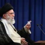 Αγιατολάχ: «Η εμπειρία δείχνει πως το να έχεις εμπιστοσύνη στη Δύση δεν λειτουργεί»