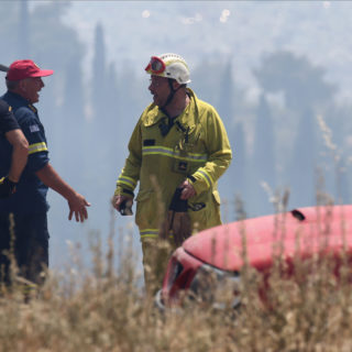 Ρόδος: Φωτιά στην περιοχή της Θολού