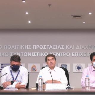 Ανακοινώσεις Χρυσοχοΐδη – Χαρδαλιά για τον καύσωνα: Έκτακτα μέτρα για τους εργαζόμενους