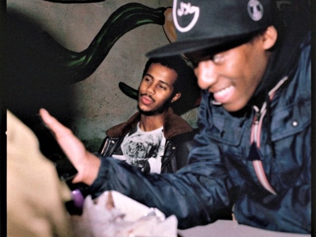 Ποιητικό street rap και indie folk στο When Smoke Rises του Mustafa