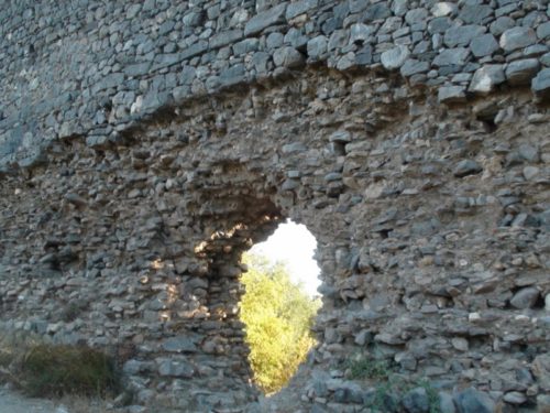 Ακέφαλο άγαλμα του αυτοκράτορα Αδριανού βρέθηκε στον χώρο της αρχαίας πόλης Λύττου