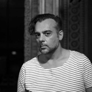 Αργύρης Ξάφης: «Οι καλλιτέχνες είναι βαθιά αναρχικές φύσεις»