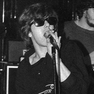 Τρία τραγούδια του Παύλου Σιδηρόπουλου που κρατάνε ολοζώντανη την εφηβεία μας