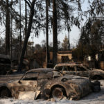 Φωτιά στη Βαρυμπόμπη: Κυβερνητική σύσκεψη για τα μέτρα στήριξης στους πυρόπληκτους