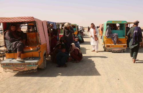 Και η Ελβετία σταματά τις απελάσεις Αφγανών λόγω της προέλασης των Ταλιμπάν