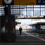 Γερμανία: «Έκκληση» της Deutsche Bahn στους μηχανοδηγούς τρένων καθώς η απεργία τους εισέρχεται στην τρίτη της ημέρα