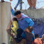 H Αυστρία προτείνει τη δημιουργία «κέντρων απέλασης» για τους Αφγανούς που η αίτηση ασύλου τους έχει απορριφθεί, κοντά στο Αφγανιστάν