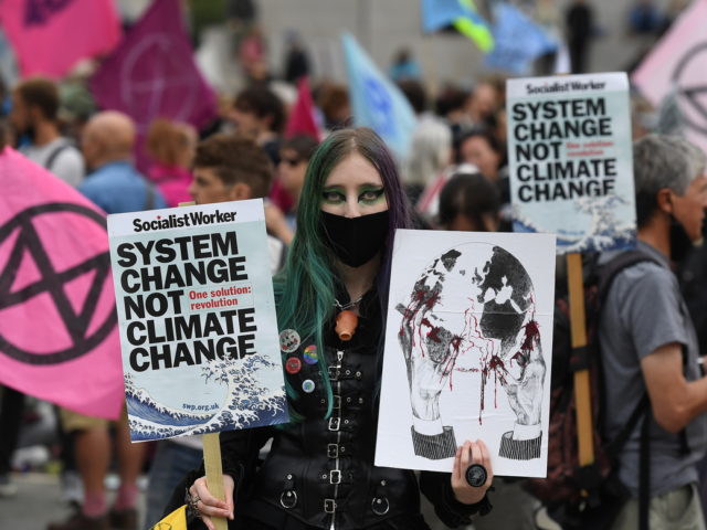 Στο Λονδίνο, το κίνημα Extinction Rebellion (XR) κατακτά τους δρόμους