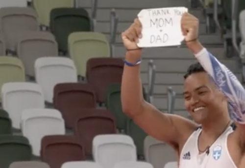 Εμμανουήλ Καραλής: «Οι γονείς μου; Από τα πλαστικά μαχαιροπήρουνα, με έστειλαν στους Ολυμπιακούς Αγώνες»