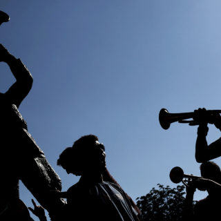 Σε ένα μικρό χωριό της Σερβίας, θα βρεις ένα από τα δημοφιλέστερα φεστιβάλ μουσικής των Βαλκανίων