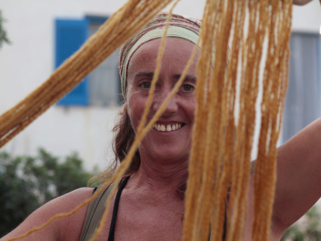 Όταν πας στη Δονούσα, να ακολουθήσεις τα μονοπάτια προς την ευτυχία