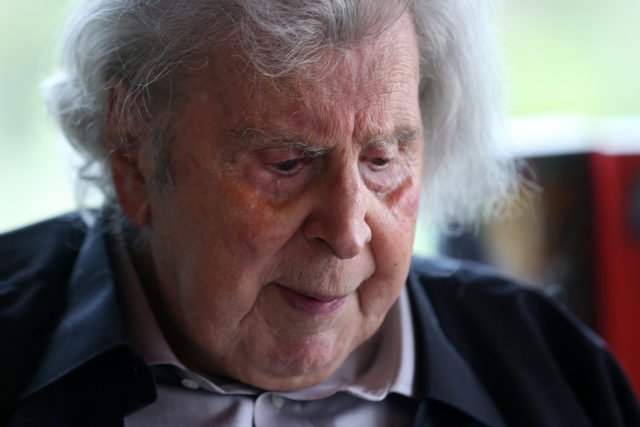 Eπιστολή του Mίκη Θεοδωράκη στον Δημήτρη Κουτσούμπα: «Θέλω να αφήσω αυτόν τον κόσμο σαν κομμουνιστής»