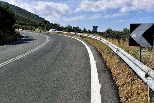 Τροχαίο στην Εθνική οδό Κορίνθου – Τριπόλεως: Νεκροί ένας 18χρονος και ένας 19χρονος