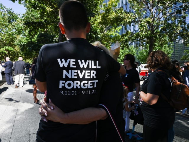 11 Σεπτεμβρίου 2001. Είκοσι χρόνια μετά, οι Αμερικάνοι θυμούνται και θρηνούν