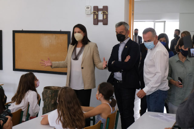 Κάθε Τετάρτη θα ανακοινώνει ο ΕΟΔΥ τα κρούσματα στα παιδιά