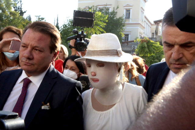 Επίθεση με βιτριόλι: Η υπεράσπιση εξαίρεσε τις γυναίκες ενόρκους