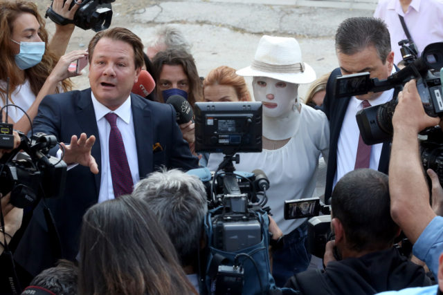 Επίθεση με βιτριόλι: Ευνοϊκότερη μετατροπή της κατηγορίας ζήτησε η κατηγορούμενη