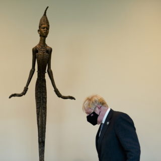 Ηγέτες όλου του κόσμου, donnez-nous un break!