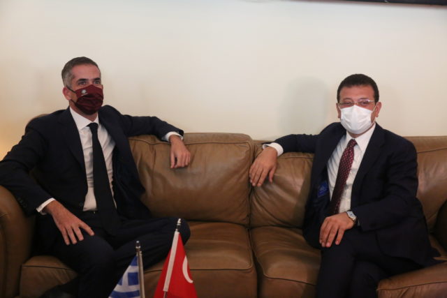 Στην Αθήνα έφτασε ο δήμαρχος Κωνσταντινούπολης Εκρέμ Ιμάμογλου