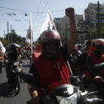 Μαζική συμμετοχή στη σημερινή μοτοπορεία που πραγματοποίησαν οι απεργοί διανομείς