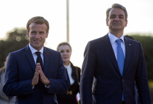 Στις 10.00 το πρωί οι ανακοινώσεις Μητσοτάκη – Μακρόν για τις φρεγάτες