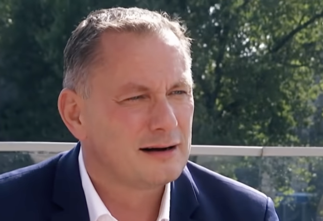 Γερμανία: Αδιάβαστος ο αρχηγός του ακροδεξιού AfD – Δεν ήξερε ούτε ένα γερμανικό ποίημα