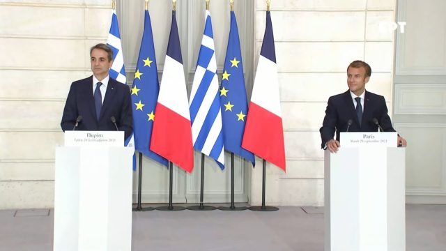 Τι προβλέπει η συμφωνία που υπέγραψαν Μητσοτάκης – Μακρόν [BINTEO]