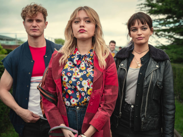 Η κοινωνία του Sex Education είναι η δική μας κοινωνία