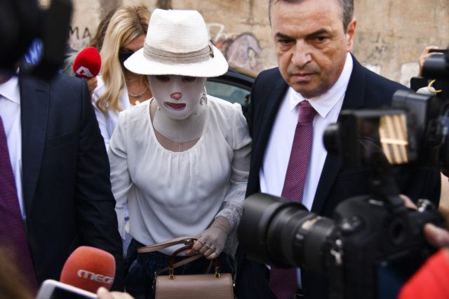 Δίκη για βιτριόλι – Ψυχίατρος Ιωάννας: «Δεν έχω ξανασυναντήσει ποτέ άνθρωπο χωρίς πρόσωπο»