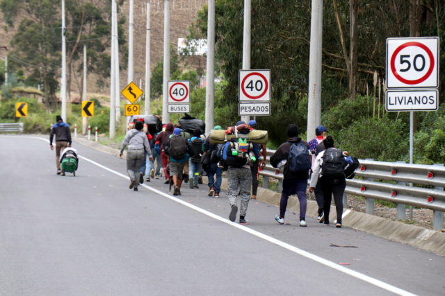Η Βενεζουέλα καταγγέλλει τη «μαζική δολοφονία» πολιτών της που μετανάστευσαν στην Κολομβία