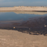 Περιβαλλοντική καταστροφή έχει προκαλέσει μια μεγάλη πετρελαιοκηλίδα στα ανοιχτά της νότιας Καλιφόρνιας