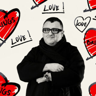 Love Brings Love: 45 σχεδιαστές τιμούν την μνήμη του Alber Elbaz στην πιο ξεχωριστή πασαρέλα του Paris Fashion Week