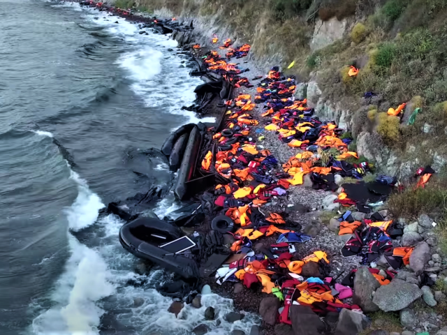 Εκεί που οι πρόσφυγες γίνονται οι αποδιοπομπαίοι τράγοι των διακινητών τους